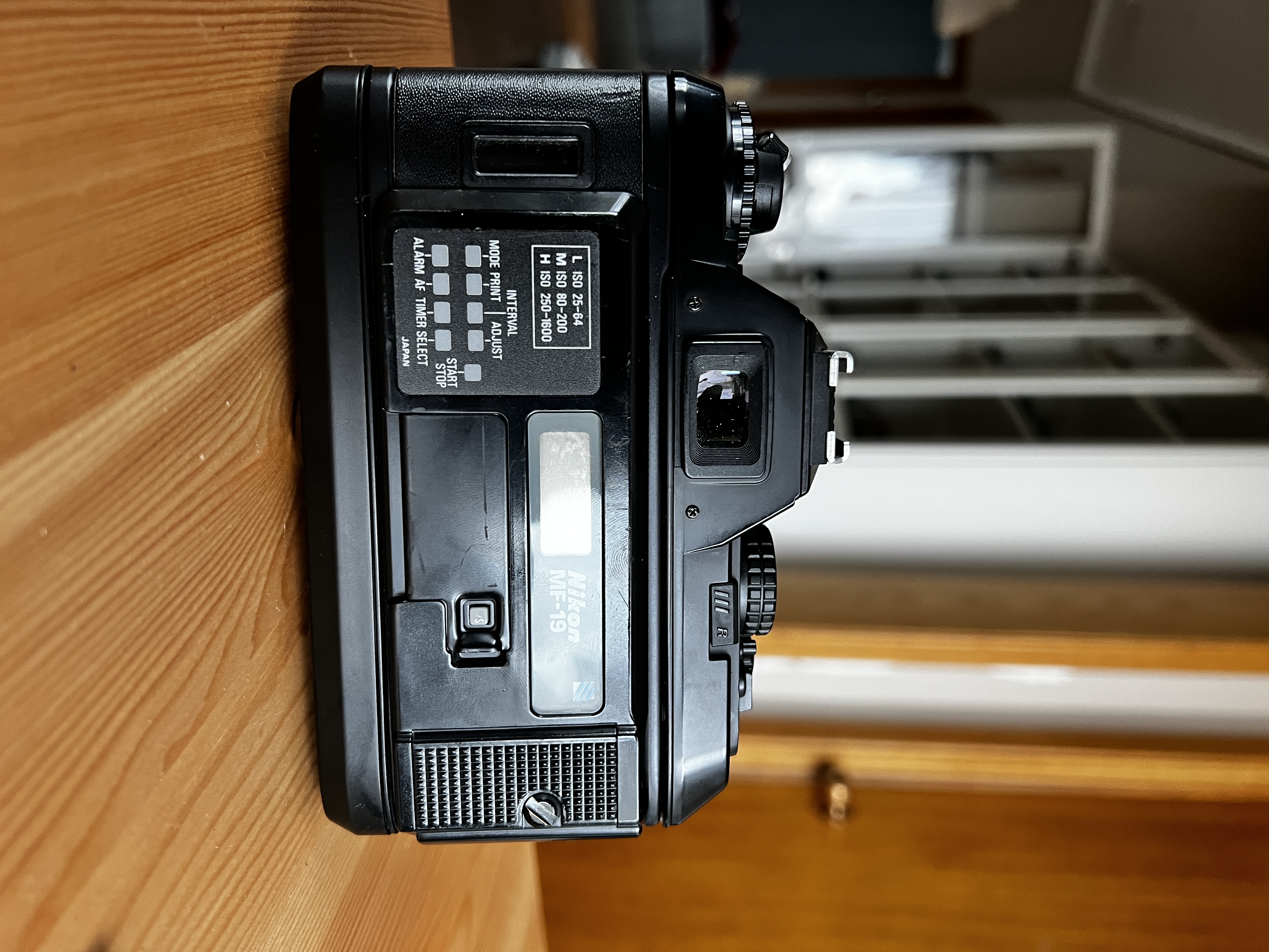 Nikon F-301 data