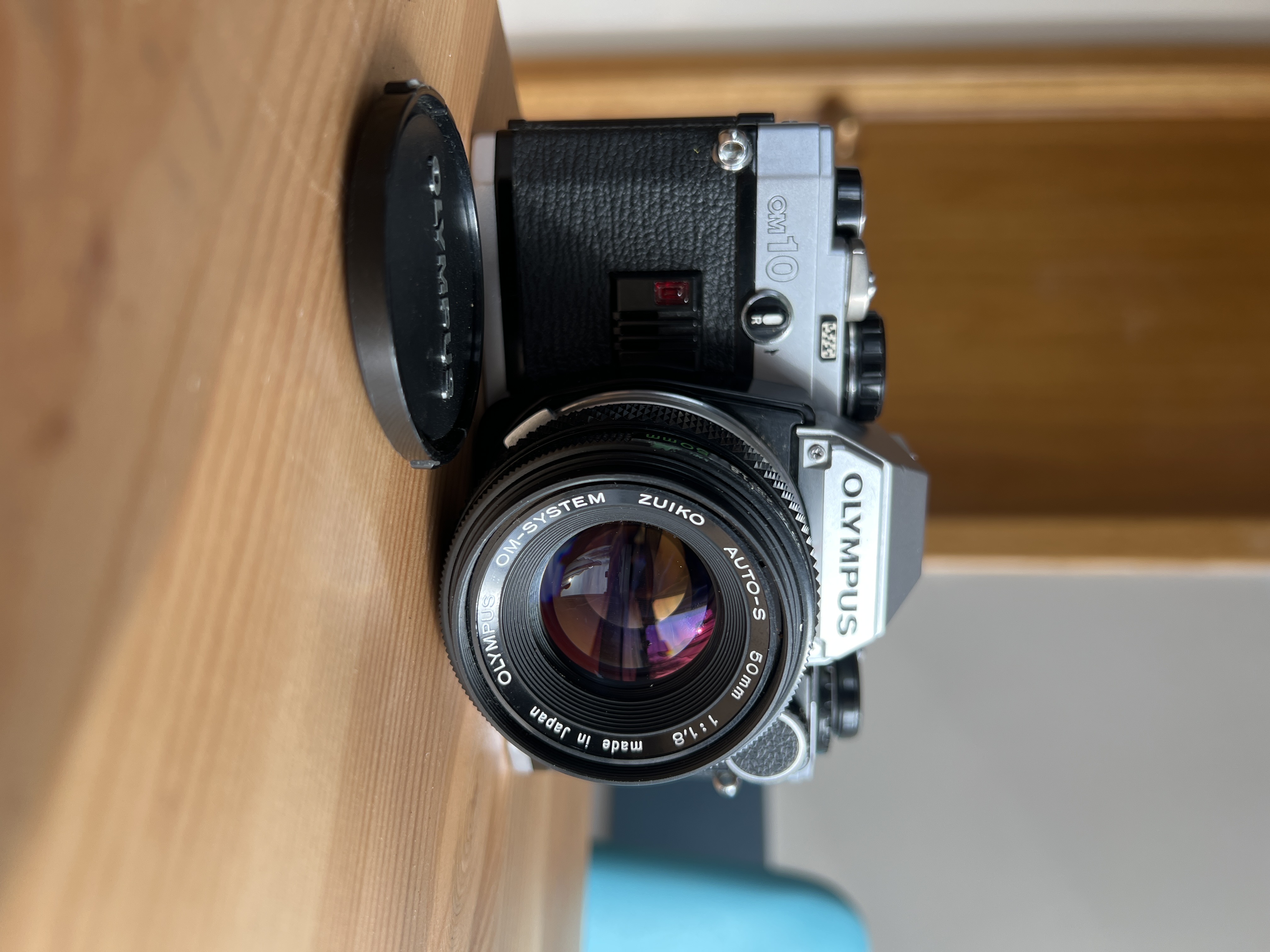Olympus OM10