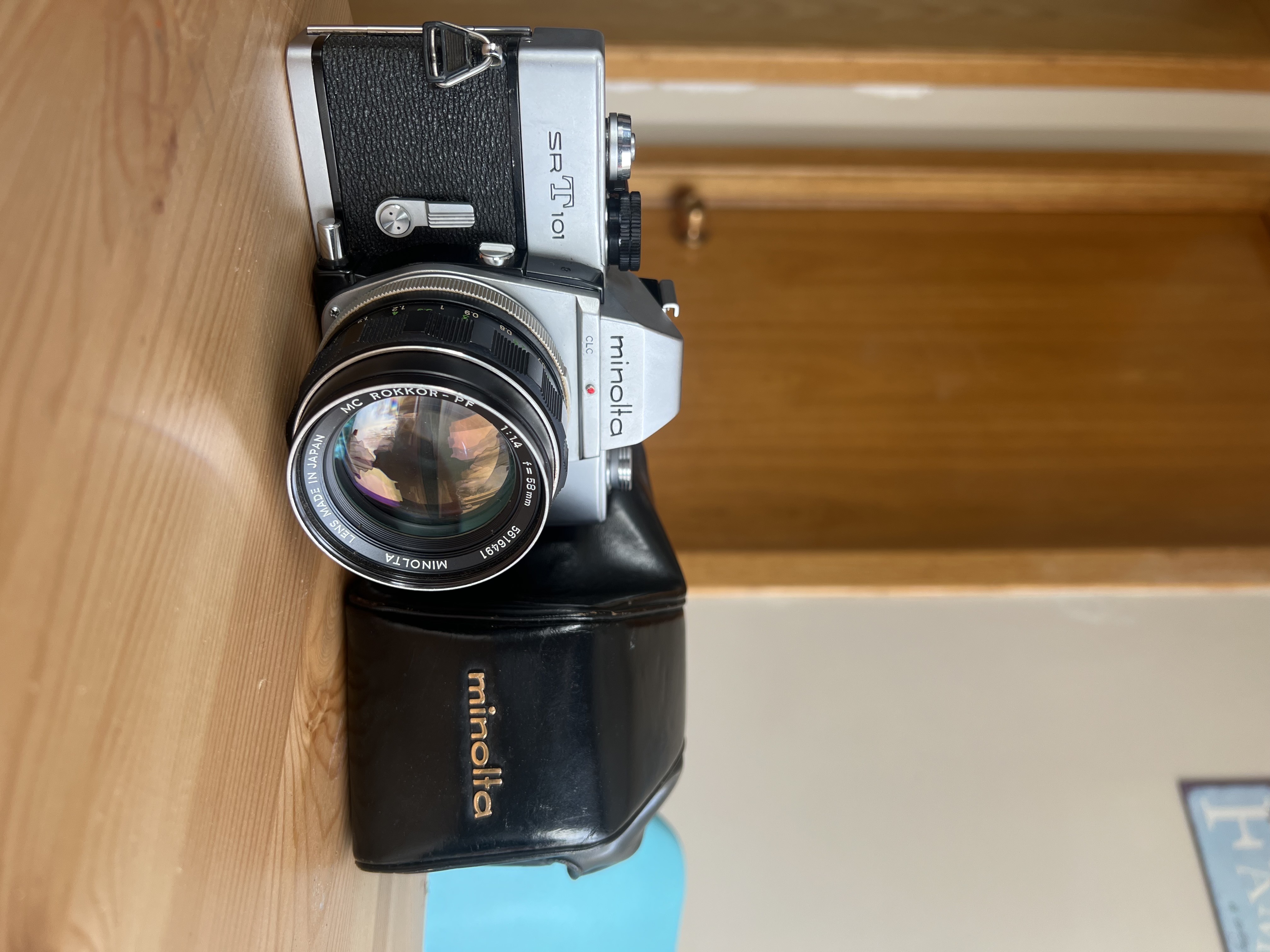 Minolta SRT101 SLR