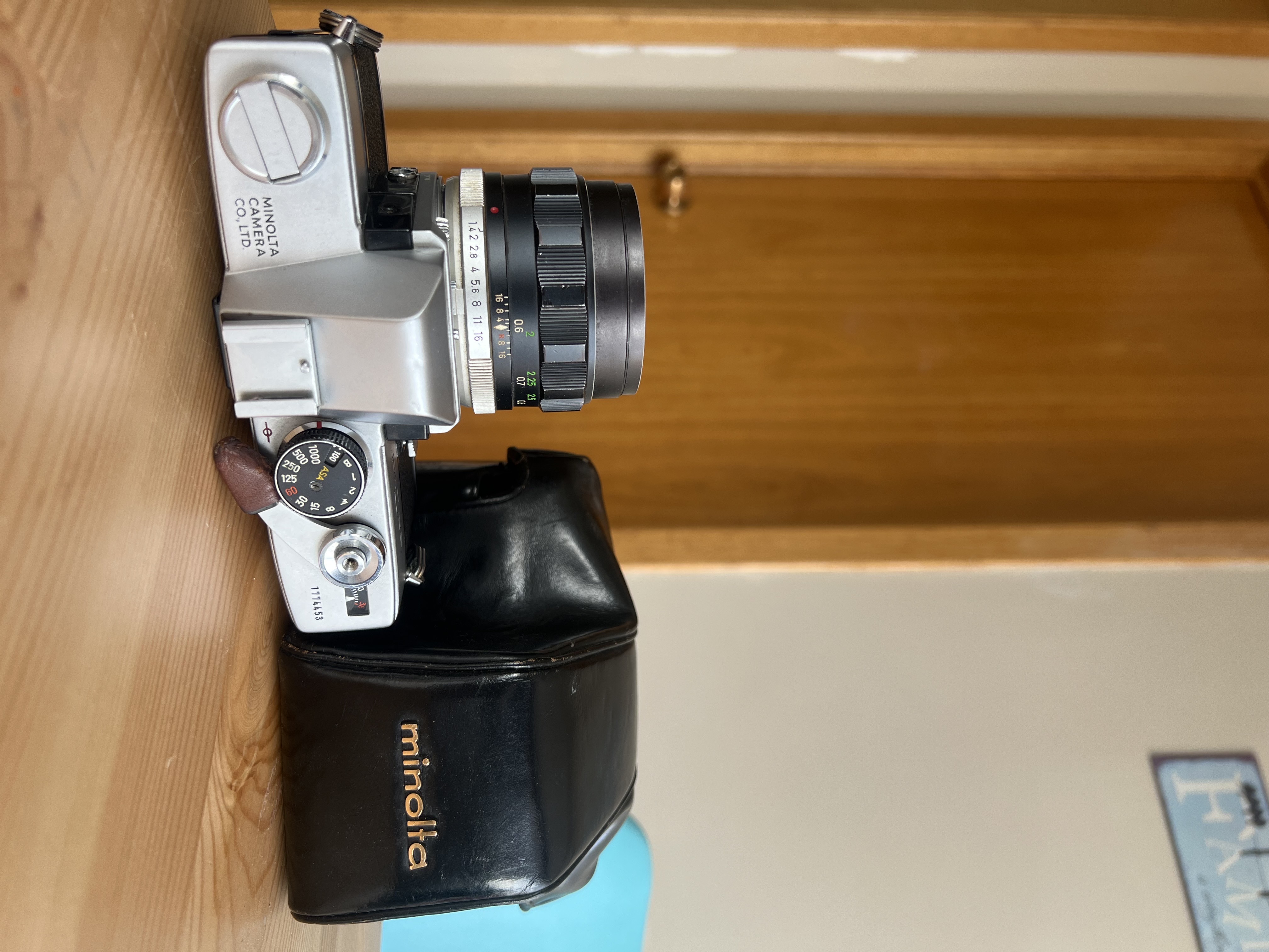 Minolta SRT101 SLR