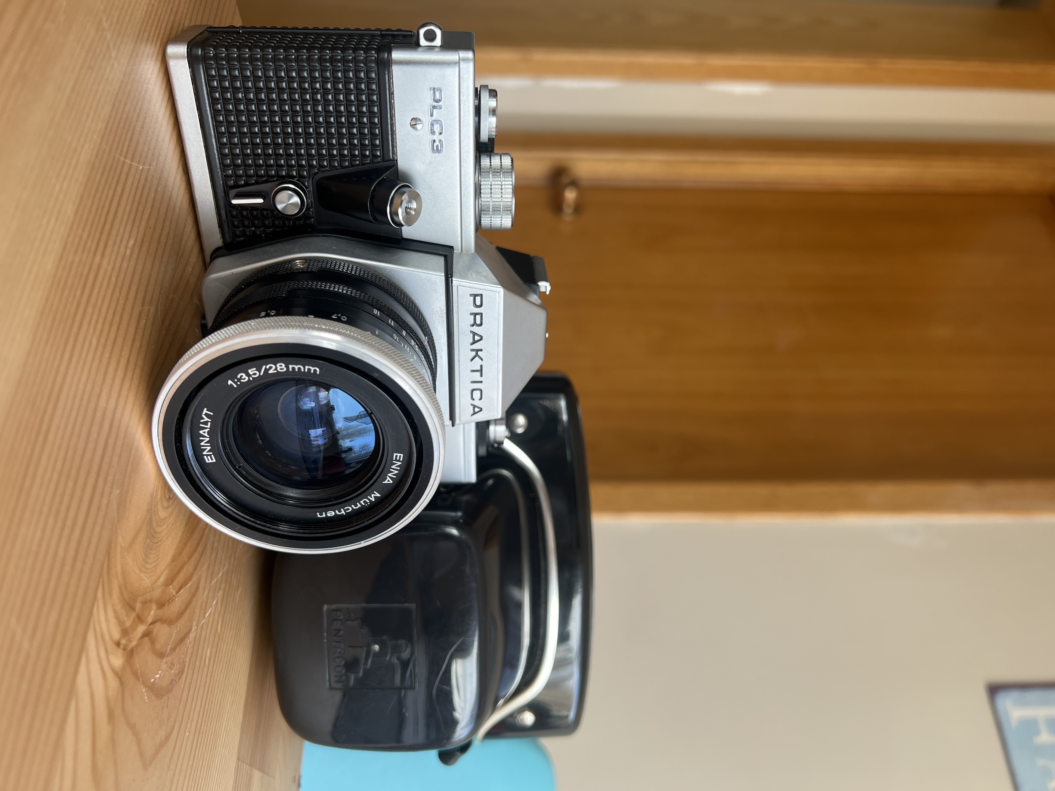 Praktica PLC3 SLR