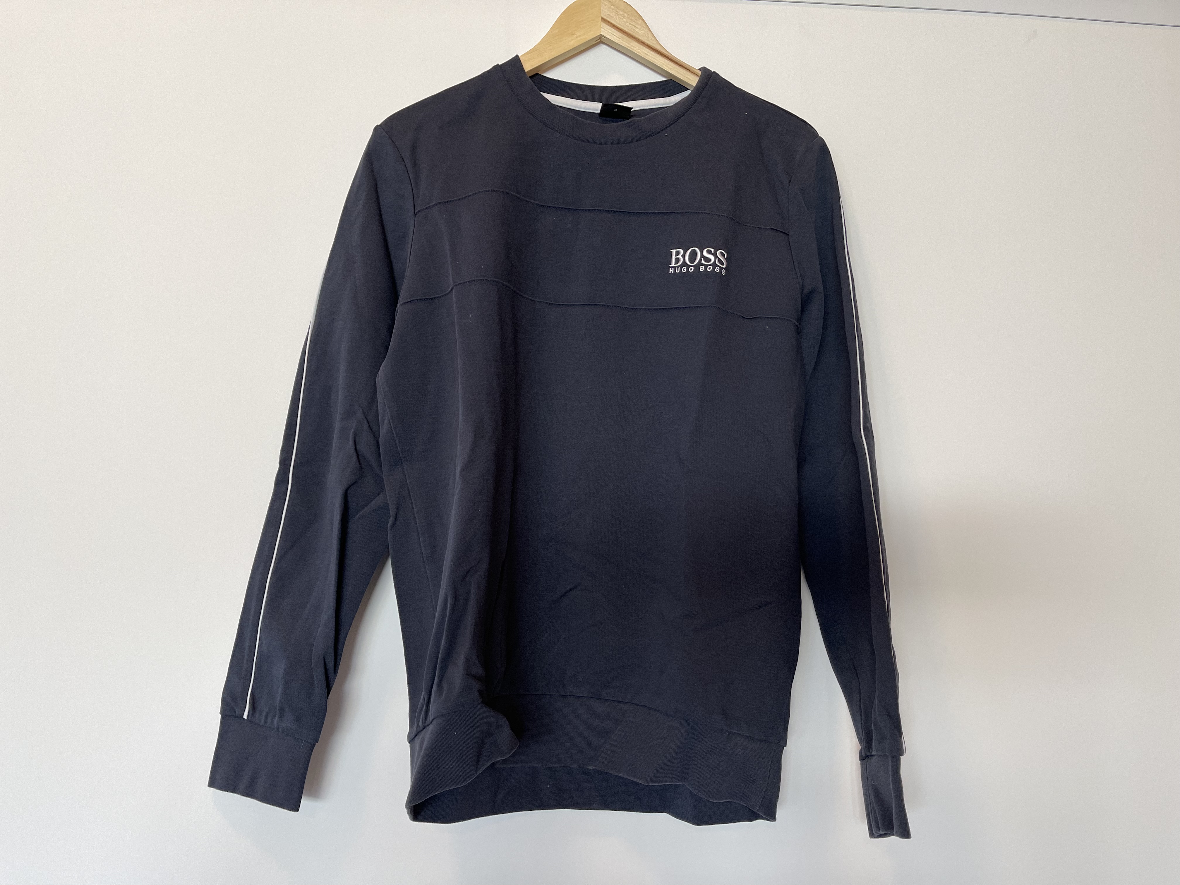 Hugo Boss peysa