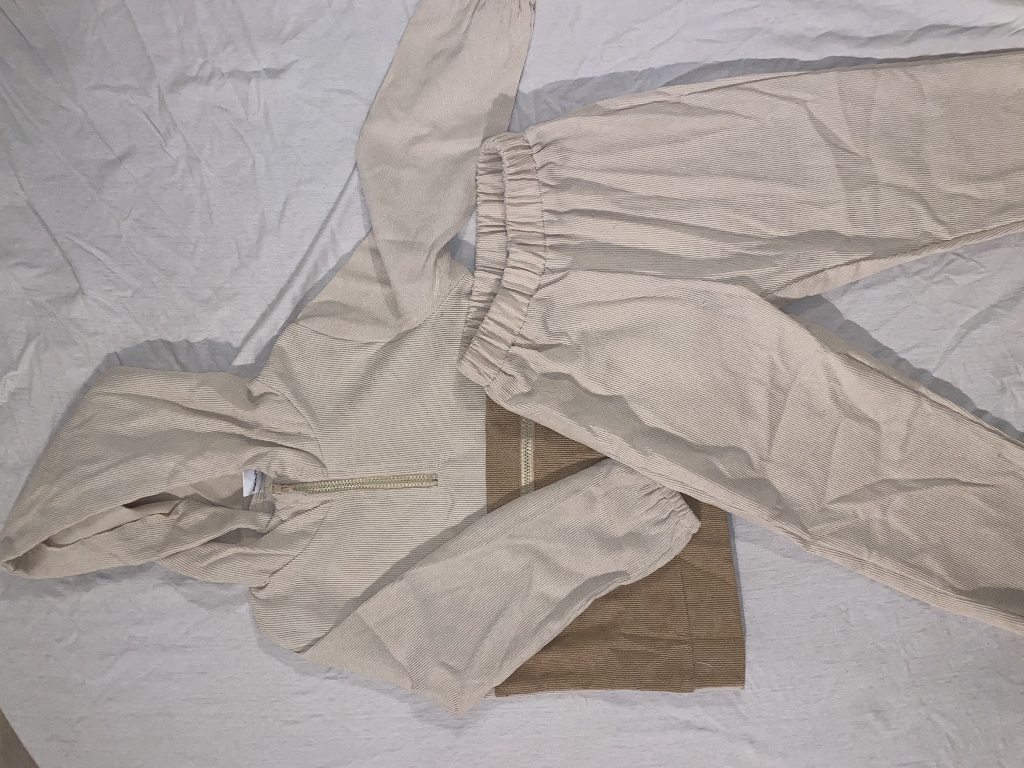 Beige galli - 4y
