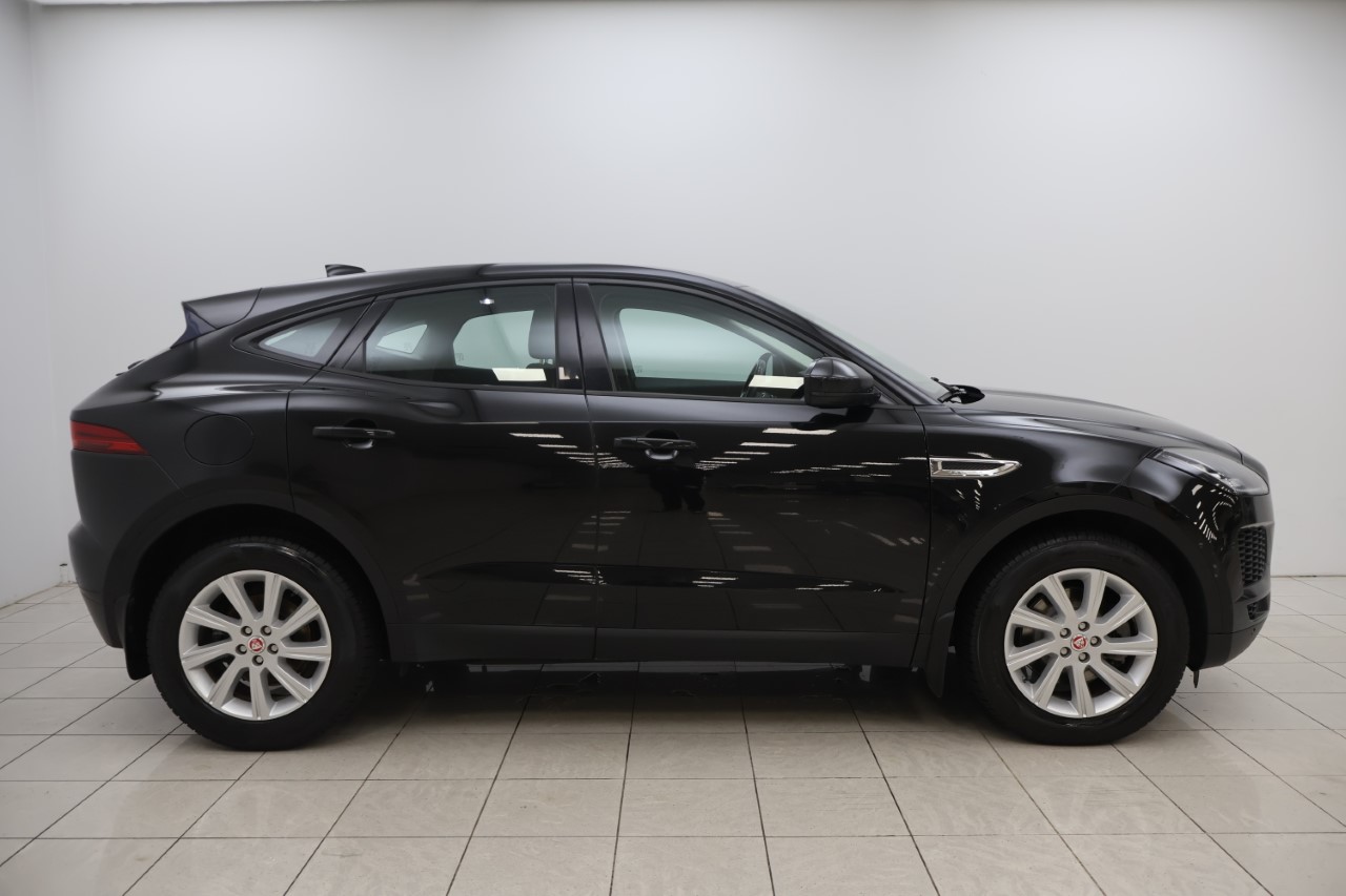 Jaguar E-Pace - 10/2018 - 131þ. km